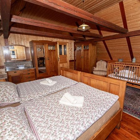 Villa Medova Chaloupka Jetrichovice Ceske Svycarsko Esterno foto